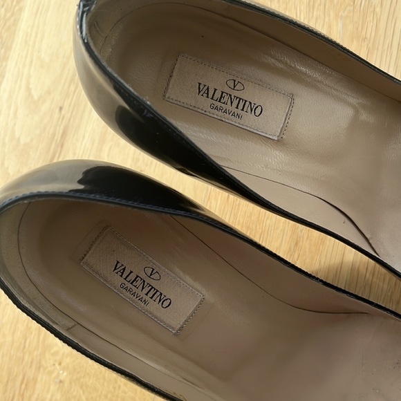 VALENTINO PATENT PUMPS - KITTY HEELS WITH BOW - 40 - Picture 12 of 16